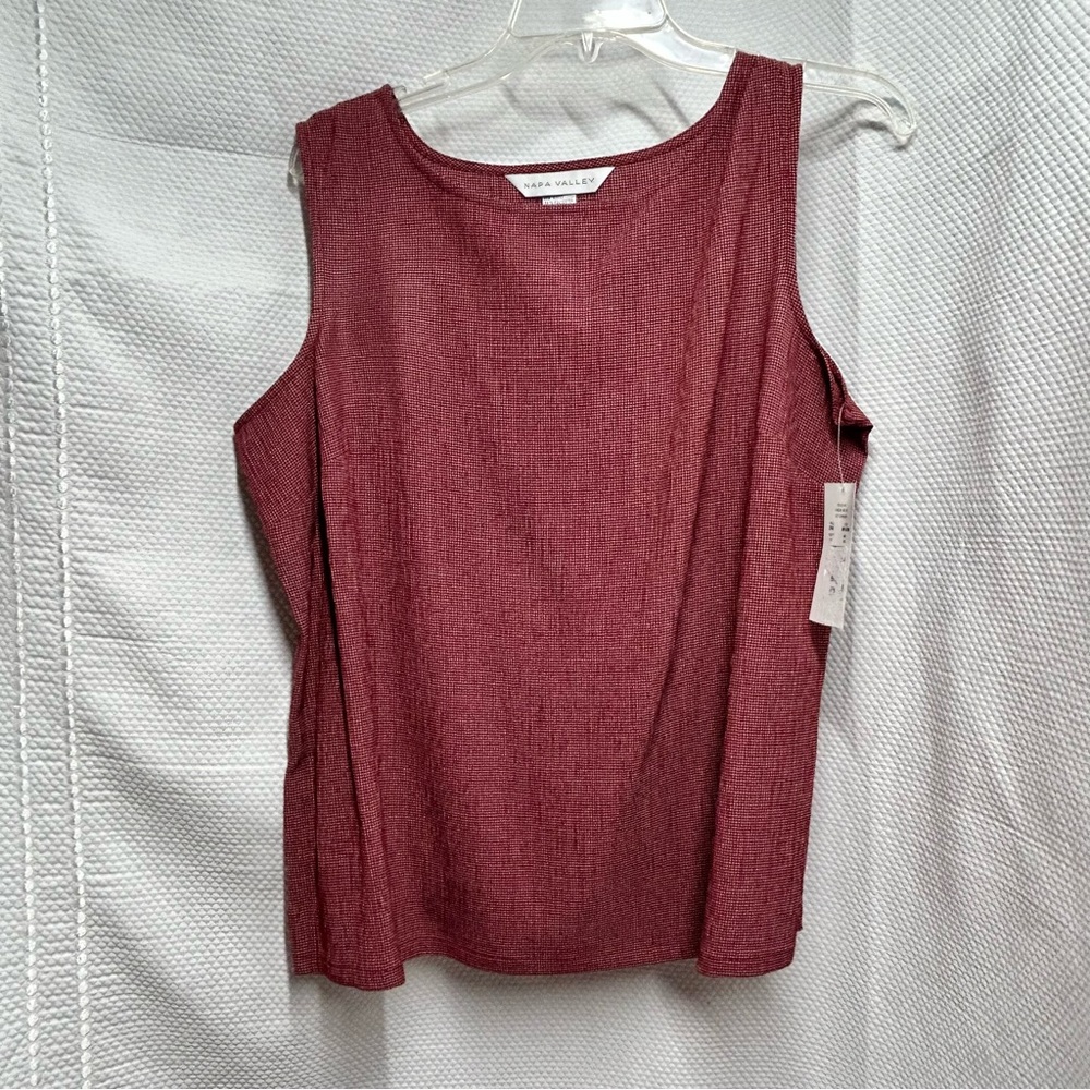Napa Valley Tank Top with Rounded Neckline‎ and Wide Armholes